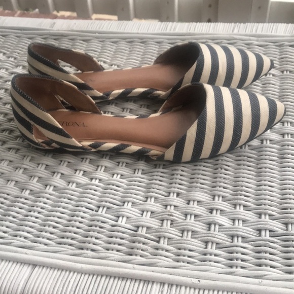 Merona brand size 9 slip on pointed toe flats - Picture 2 of 4